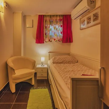 Apartmán Caesar & *